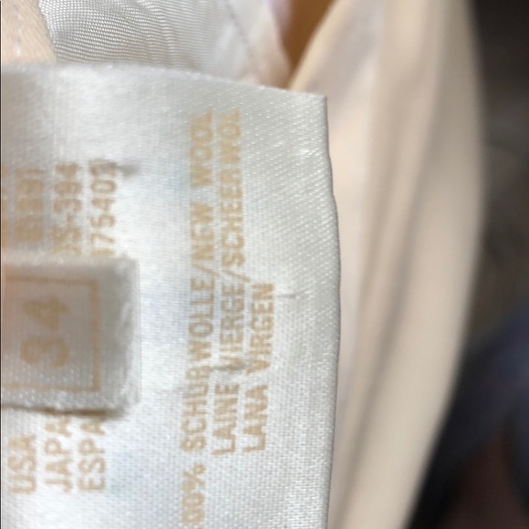 Escada Skirt in unique neutral lightweight wool - Picture 4 of 7